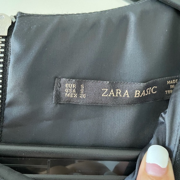 ZARA - Classic Little Black Dress - Picture 2 of 3